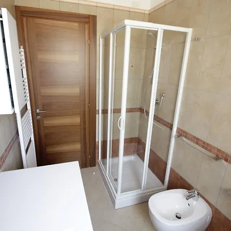 Adriatica Immobiliare Lauretta *