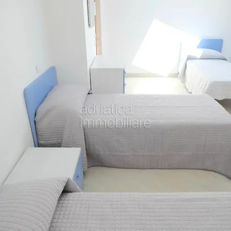 Adriatica Immobiliare Lauretta